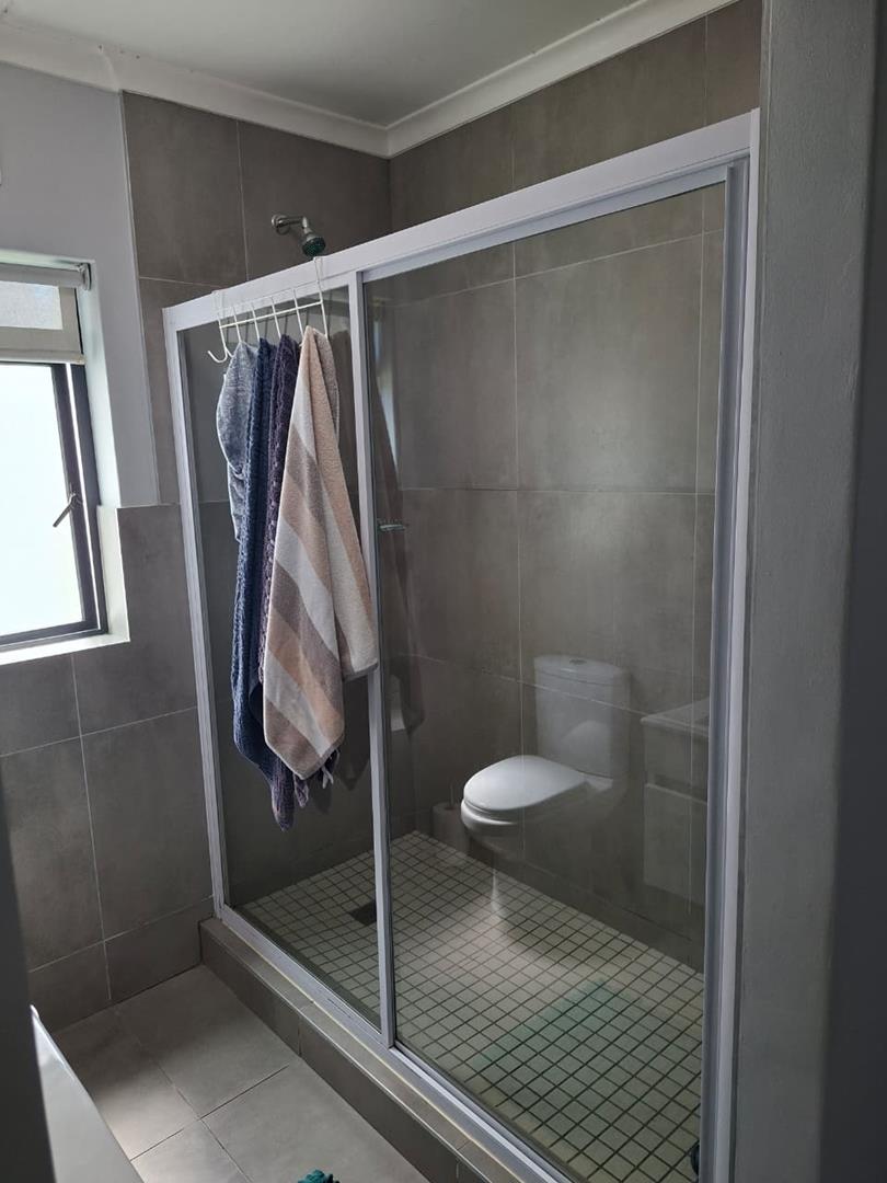 To Let 2 Bedroom Property for Rent in Burgundy Estate Western Cape